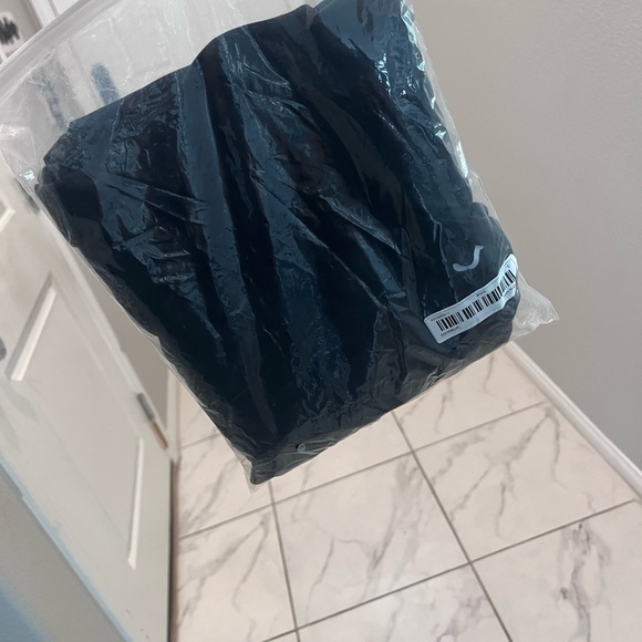 BLACK Men’s T Shirt Script Writing Comfort Streetwear Casual Modern Men’s Large - Picture 4 of 4